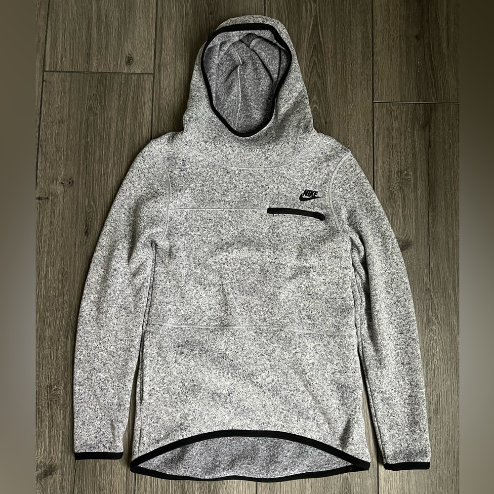 Nike women’s fleece pullover hoodie